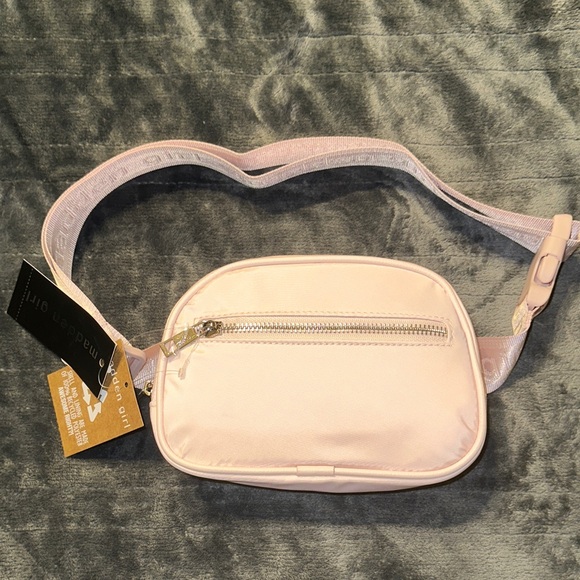 NWT Madden Girl Solid Pale Pink Fanny Pack - Picture 2 of 6
